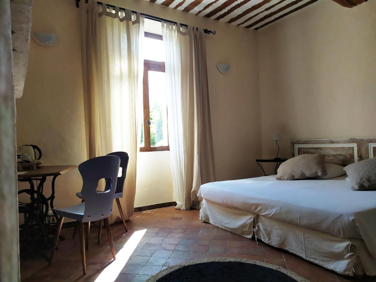 Chambre D'Hotes Face Au Lavoir Methamis Bagian luar foto