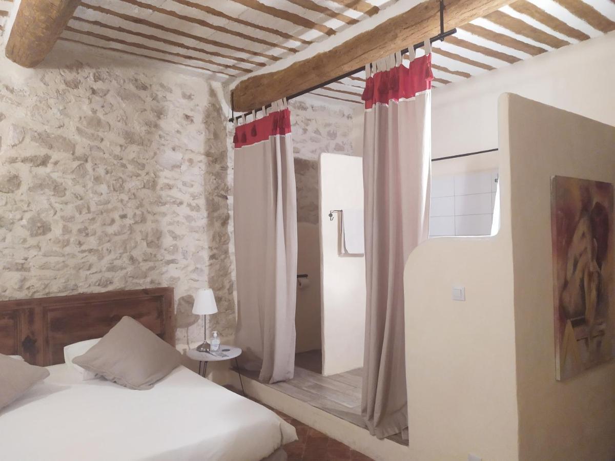 Chambre D'Hotes Face Au Lavoir Methamis Bagian luar foto