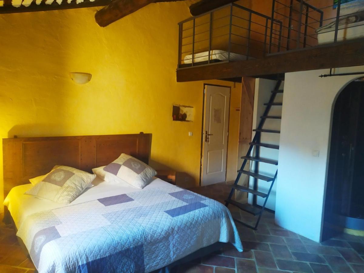 Chambre D'Hotes Face Au Lavoir Methamis Bagian luar foto