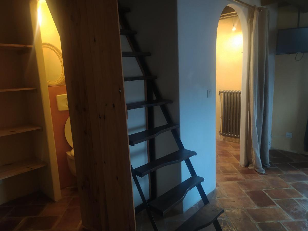 Chambre D'Hotes Face Au Lavoir Methamis Bagian luar foto